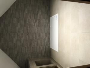 9E2DC1C6-0278-4CB4-A4D3-C8BCB990302D